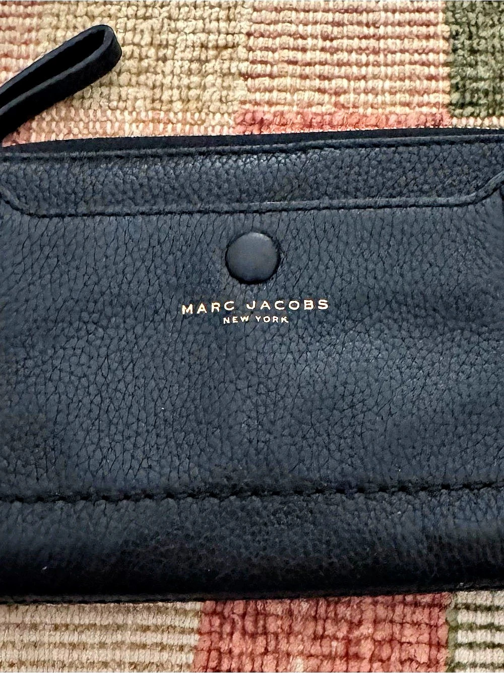 Marc Jacobs Black Zip Around Wallet Like New